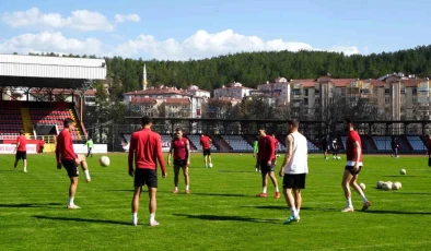 GMG Kastamonuspor Teknik Direktörü Fırat Gül: ‘Sadece önümüzdeki maçlara odaklı bir şekilde ilerliyoruz’