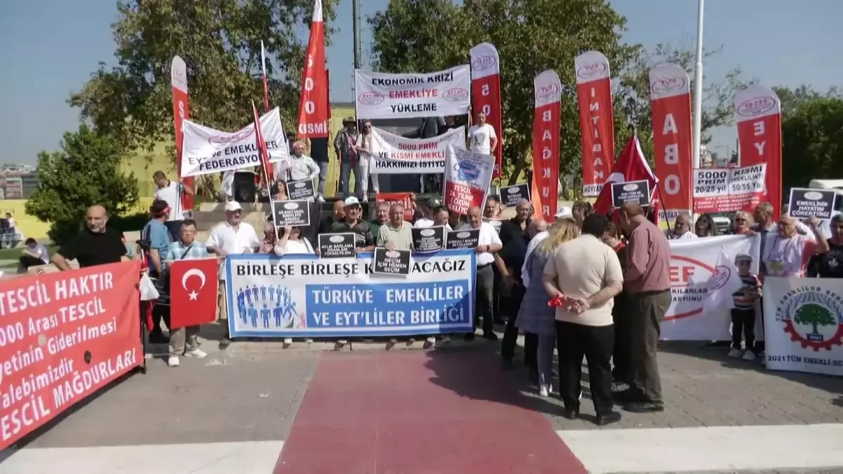 EYT’liler Kadıköy’de Eylem Yaptı