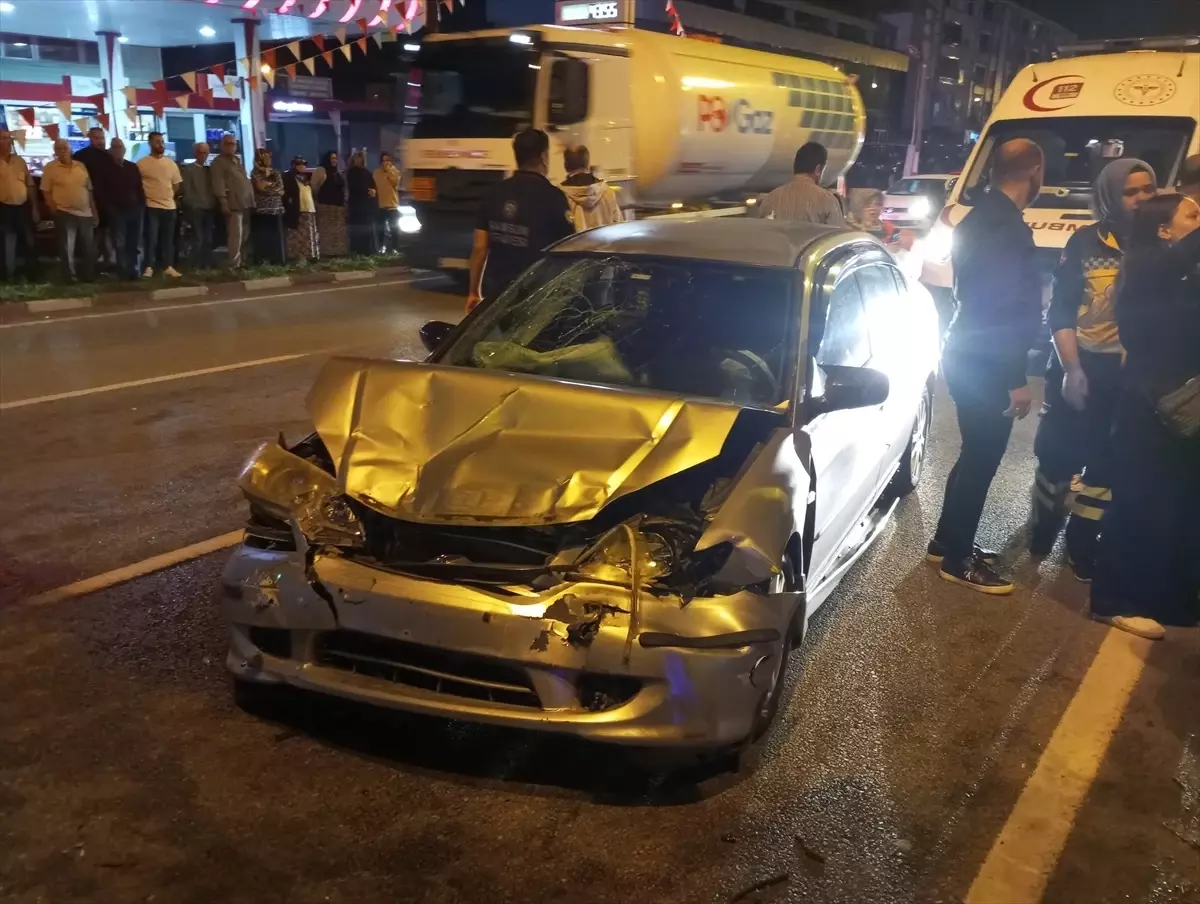 Samsun’da Zincirleme Trafik Kazası: 13 Yaralı