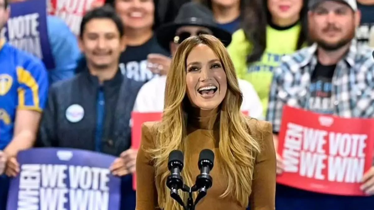 Jennifer Lopez Trump’a sert çıktı: “Bu topraklar hepimizin”