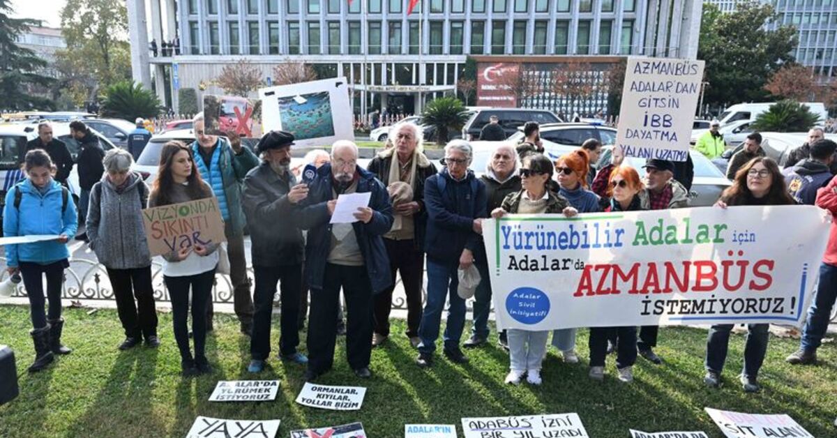 Adalılardan İBB binası önünde “azmanbüs” eylemi