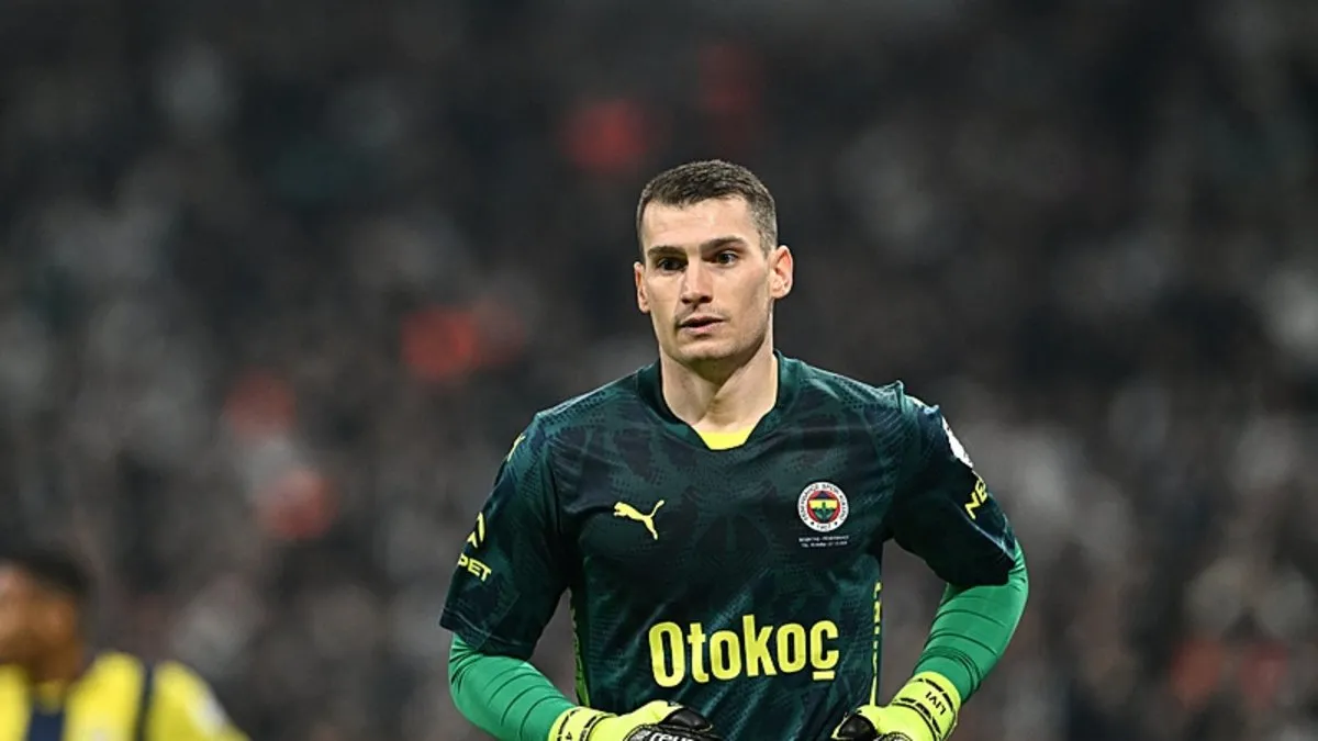 SON DAKİKA: Fenerbahçe’de Livakovic sakatlandı!