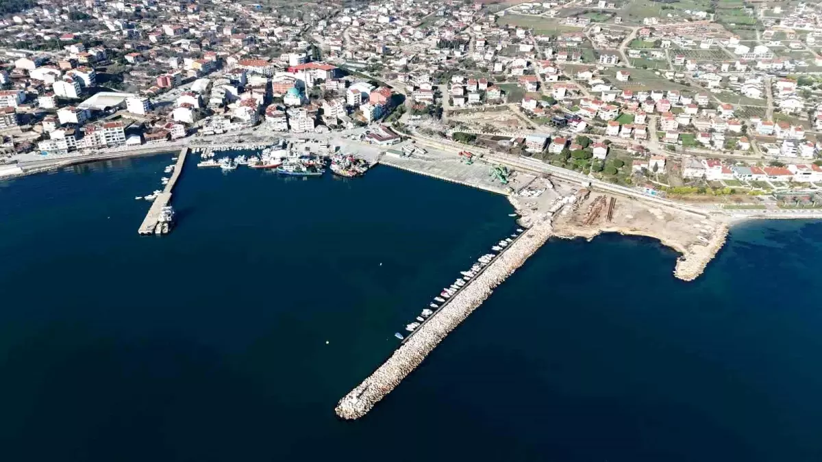 Karabiga’ya 250 Kişilik Çok Amaçlı Spor Salonu